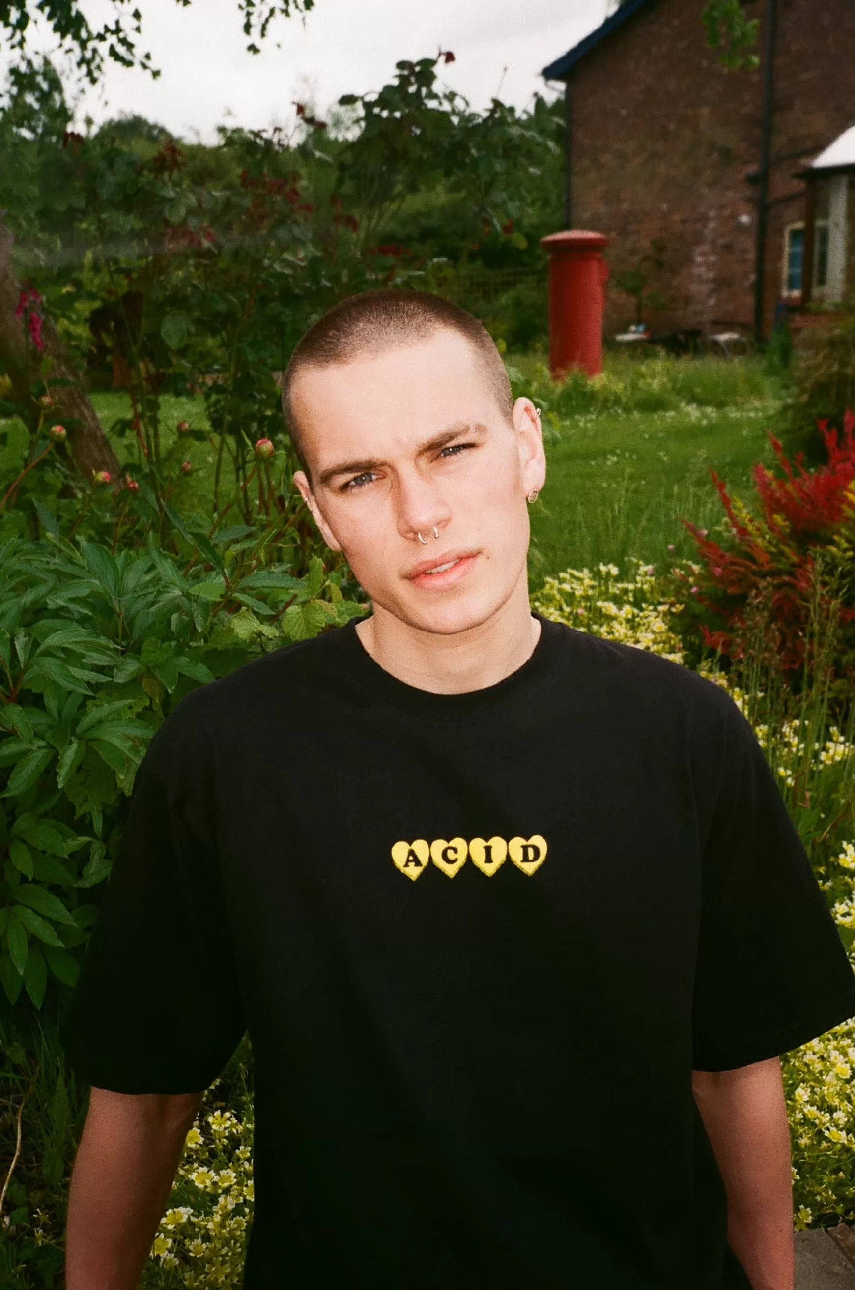 ACID LOVE 0.06 'siamese' Tee - Black Online