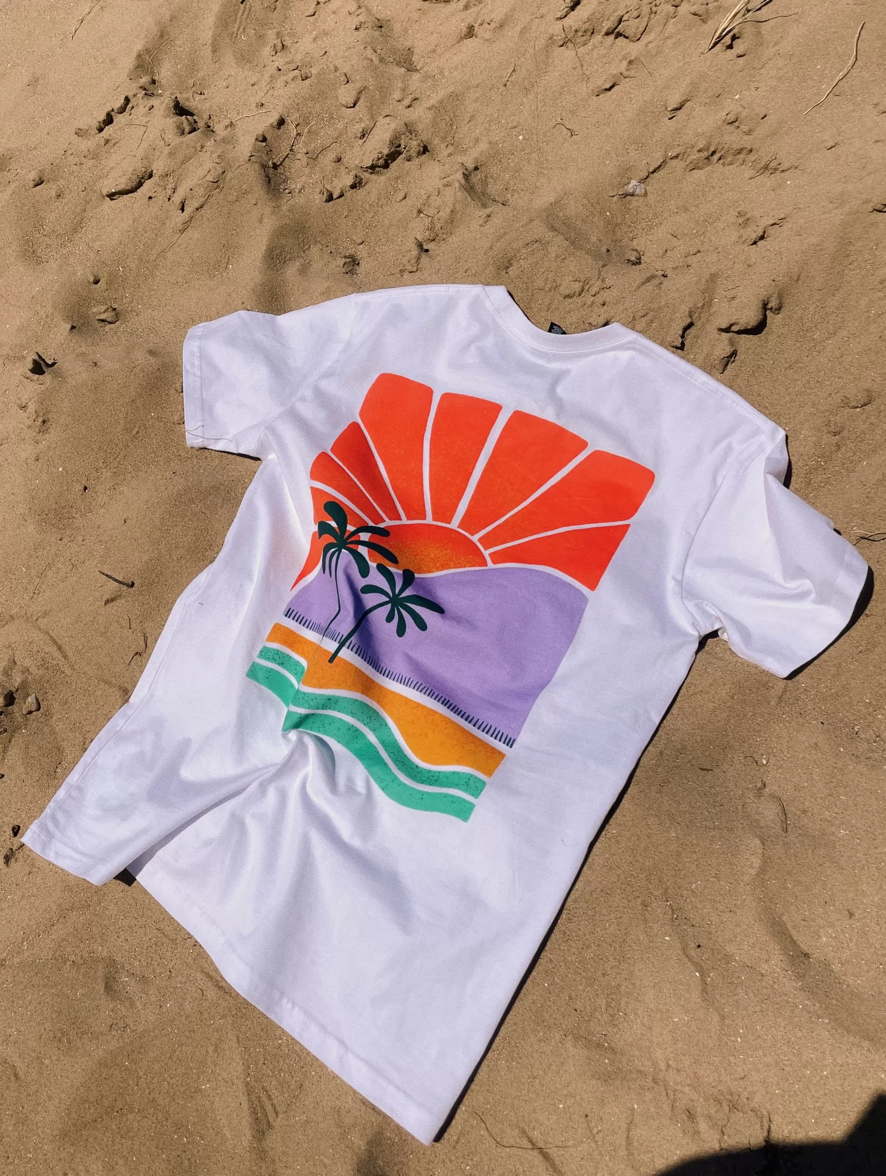 Seasonal Hero 'Abstract Sunset' Tee - White Flash Sale